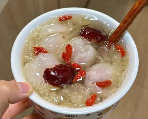 博牛配资 三伏天，不管有钱没钱，多喝这汤补水嫩肤气色好